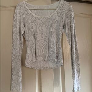 lululemon athletica White & Light Gray Snake-Print Long Sleeve Scoop Top